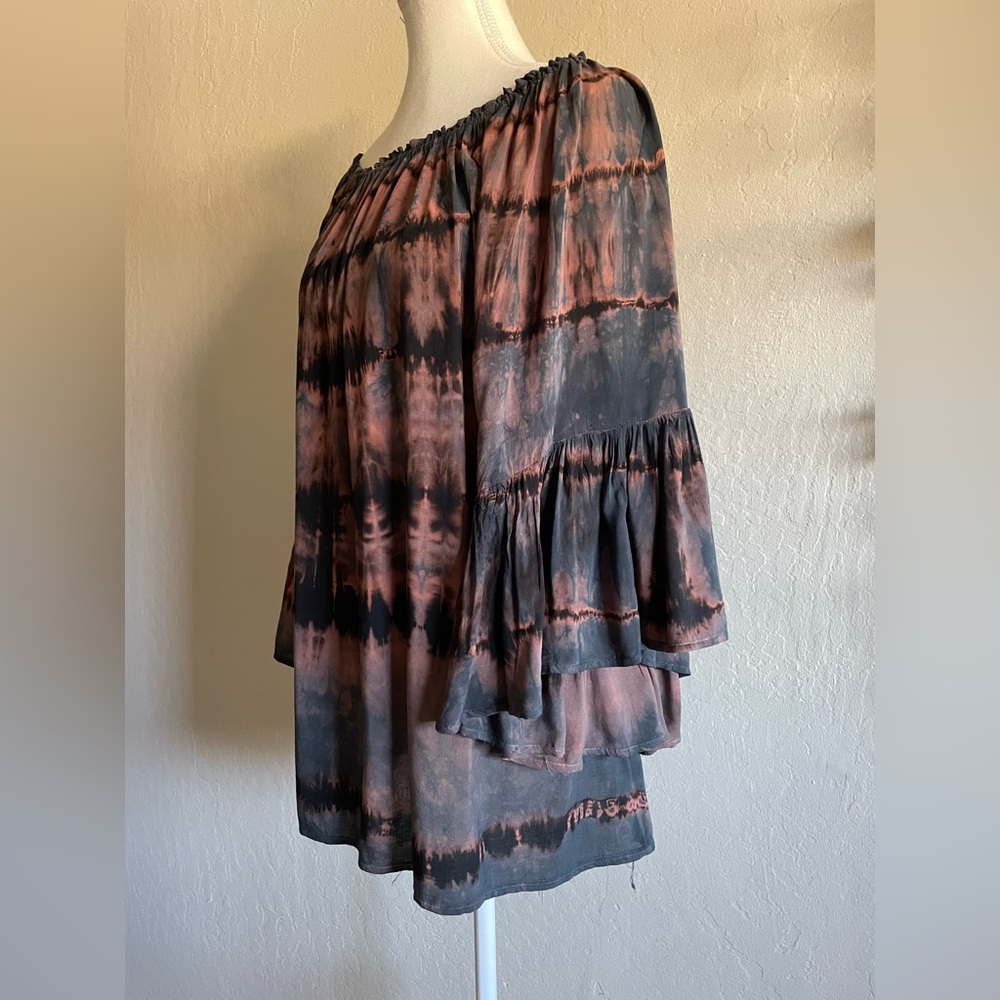 Flutter sleeves boho top - Picture 6 of 11